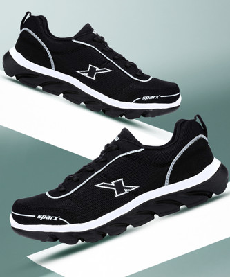 Sparx Walking Shoes For Men(Black , 9 UK/India)