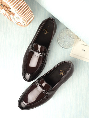 House of Pataudi Slip On For Men(Brown , 8)