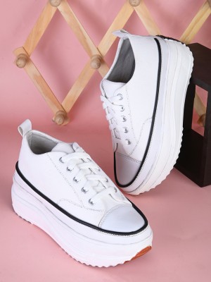FASHION VICTIM Sneakers For Women(White)