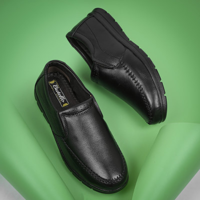 Butello Slip On For Men(Black , 6)
