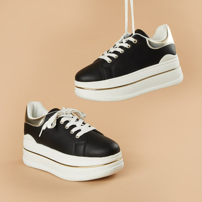 Ginger by Lifestyle Platformed Chunky Sneakers Sneakers For Women(Black , 6)