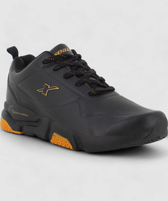 Sparx SM 661 Running Shoes For Men(Black, Gold , 6)