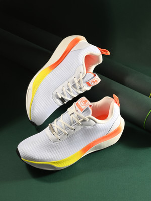 OFF LIMITS OPUS Running Shoes For Men(White , 11)
