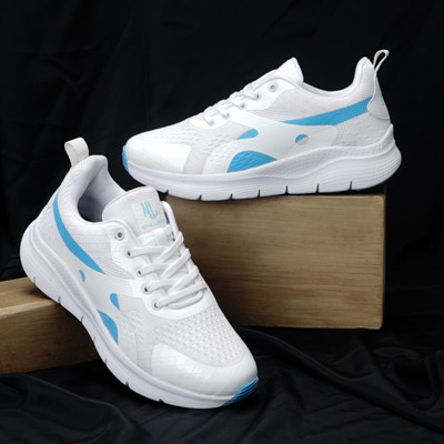 NEW LIMITS ROCK Running Shoes For Men(White , 7)