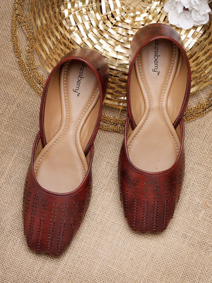 Dressberry DressBerry Women Leather Mojaris Flats With Embroidered Bellies For Women(Red , 9)