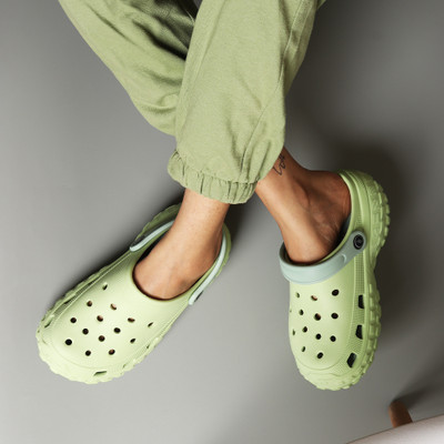 Indifeet Women Clogs(Green , 6)