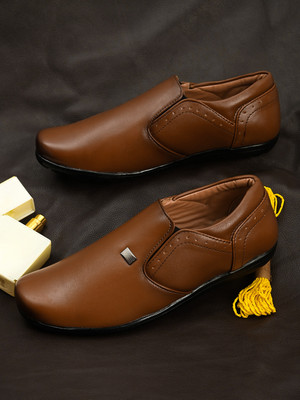 SiR CORBETT Slip On For Men(Tan , 9)