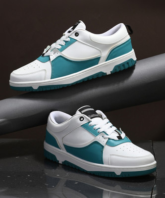 HRX by Hrithik Roshan Youh Cultre Sneakers For Men(Navy , 7)