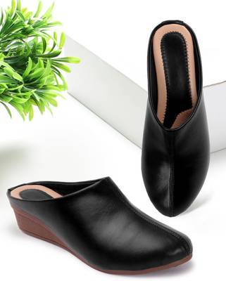 The hub hotsell shoes for ladies