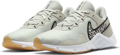 Women's nike legend essential 2 premium training best sale shoes