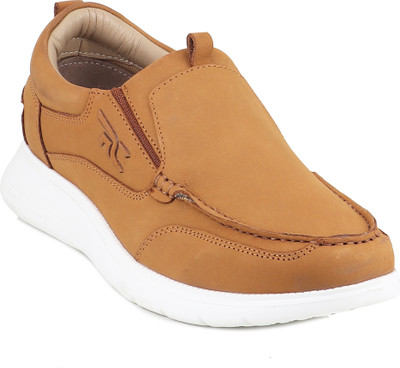 RED CHIEF RC4069 022 Slip On Sneakers For Men(Brown , 8)