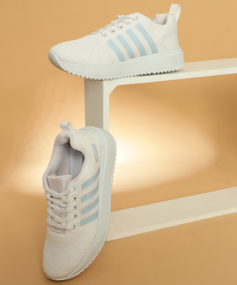 GOLDSTAR G10L-1005 Walking Shoes For Men(White , 5)