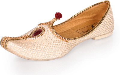 Thirsty Crow Royal Rajput Sherwani Ethnic Mule For Men(White , 7)