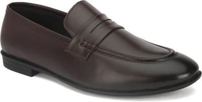 INVICTUS Slip On For Men(Brown , 8)