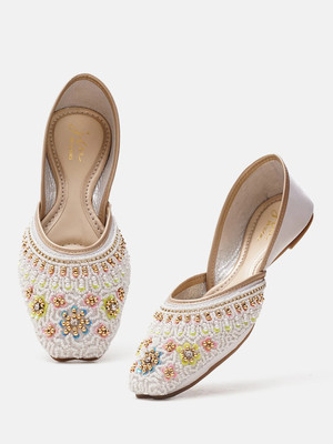 jm looks Slip On For Women(White , 3)