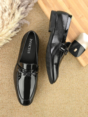 INVICTUS Slip On For Men(Black , 6)