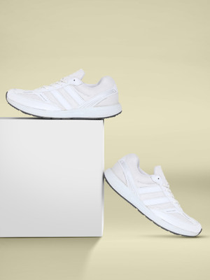 SEGA ORIGINAL RUNNER Running Shoes For Men(White, White , 8)