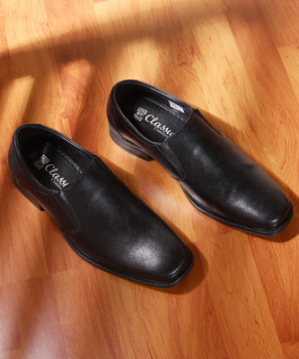 RED CHIEF RC3526 001 Slip On For Men(Black , 6)