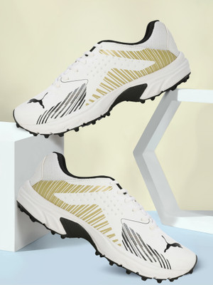 PUMA PUMA Cricket Power Sports Men White Cricket Shoes For Men(White , 6)