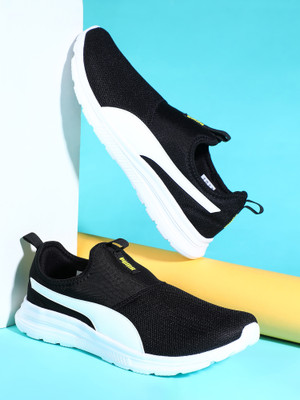 PUMA Puma FusionX Walking Shoes For Men(Black , 8)
