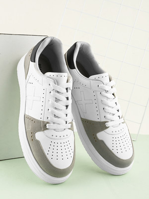 Roadster White colourblocked chunky casual lace up comfortable trendy sneakers shoes Sneakers For Men(White , 7)