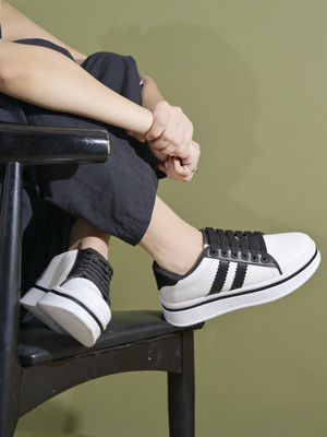 SHOETOPIA Sneakers For Women(Black , 8)