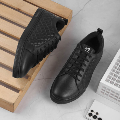 METRO Sneakers For Men(Black , 9)