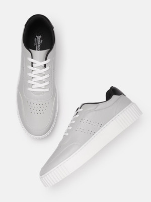 Roadster Sneakers For Women(Grey , 3)