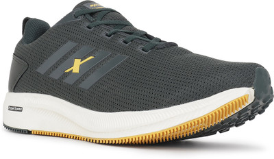 Sparx SM 676 Casuals For Men(Green , 8)