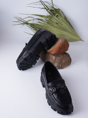jm looks Loafers For Women(Black , 5)