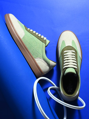 Roadster Casual Sneakers For Men(Green , 8)