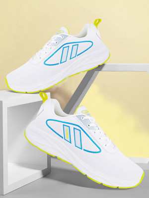 CAMPUS LUCIUS Running Shoes For Men(White , 6)