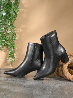 El Paso Women Black Faux Leather Casual Chelsea Boots Boots For Women(Black , 6)