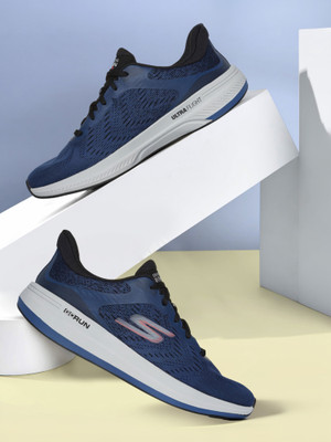 Skechers Skechers GO RUN PULSE 2 Running Shoes for Mens, Navy Coral- 220541-NVCL Running Shoes For Men(Blue , 6)