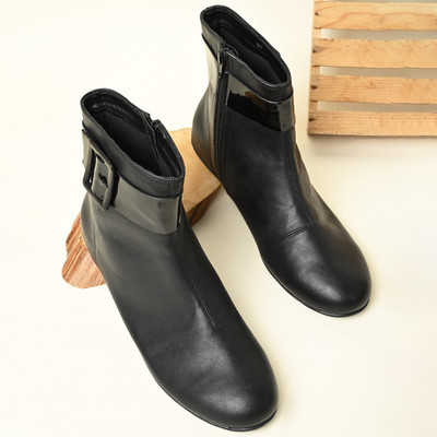 ROCIA Rocia By Regal Black Women Ankle Length Flat Boots Boots For Women(Black , 6)