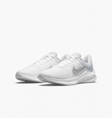 NIKE Nike Women White Downshifter 11 Running Shoes Running Shoes For Women(White , 3.5)