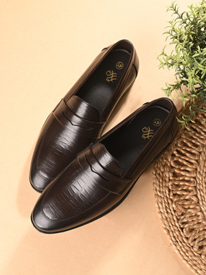 House of Pataudi Stylish Loafers for Men With Soft Sole Casual & Semi-Formal Wear Slip On For Men(Brown , 8)