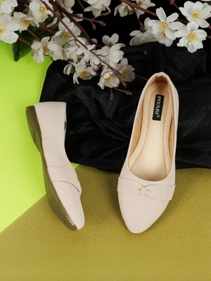 PIYARI Bellies For Women(Off White , 6)