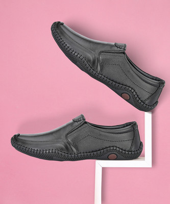 MACTREE Slip On For Men(Black , 9)