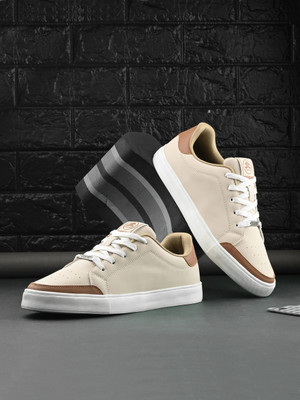 OFF LIMITS SKYLINE Sneakers For Men(Off White , 9)