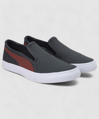 PUMA Madrid Slip-on Slip On Sneakers For Men(Grey , 7)