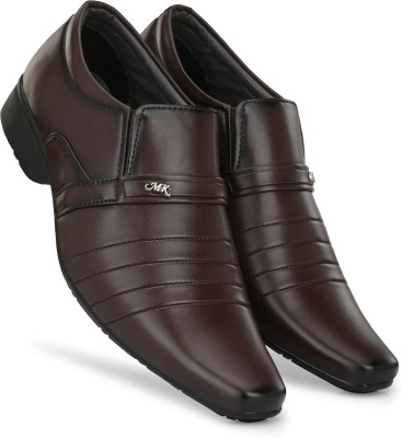 LEEPEETER Slip On For Men(Brown , 9)