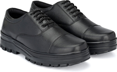 Babla Traders Leather police shoes Corporate Casuals For Men(Black , 6)