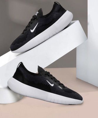 NIKE Free 2025 Training & Gym Shoes For Women(Black , 4.5)