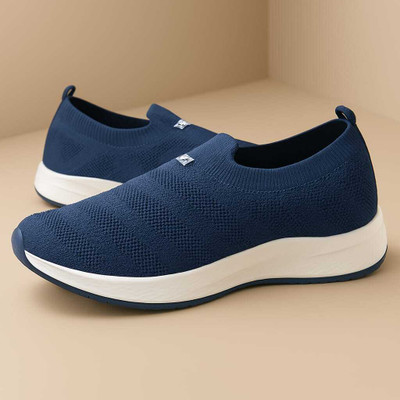 MAGIC 3RNDC_Blue Casuals For Women(Blue , 6)