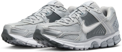 NIKE Zoom Vomero 5 Sneakers For Men(Grey , 7)