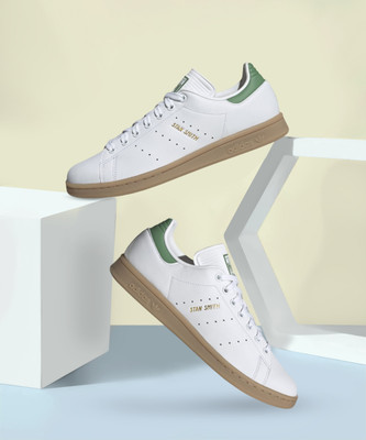 ADIDAS ORIGINALS STAN SMITH Sneakers For Men(White , 10.5)