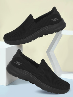 Skechers GO WALK 6 - ANAGLYPH Walking Shoes For Men(Black , 6)