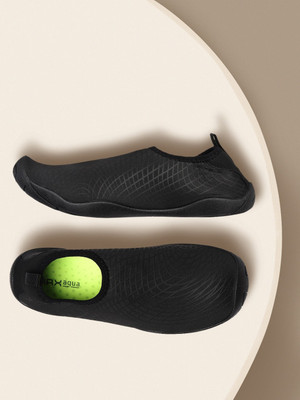 HRX by Hrithik Roshan Running Shoes For Women(Black , 5)