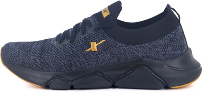 Sparx SM 680 Running Shoes For Men(Black, Gold , 9)